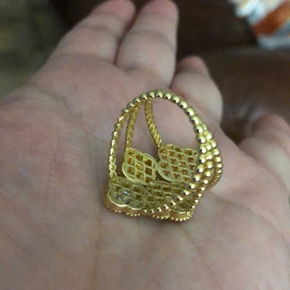 18K Japan Tricolor Flower/Clover leaf Ring 8.5” - Picture 5 of 7